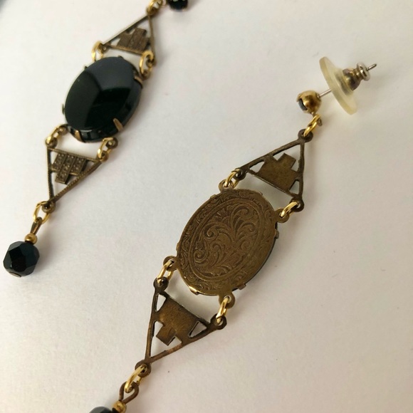 Vintage inspired Black stones and Brass drop earrings. New lightweight - Picture 4 of 6